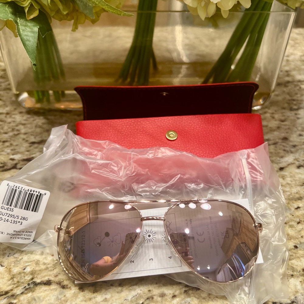 Guess Pink Lens & Arms Underwire Bra NWT